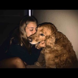 Meet your Posher, Melana